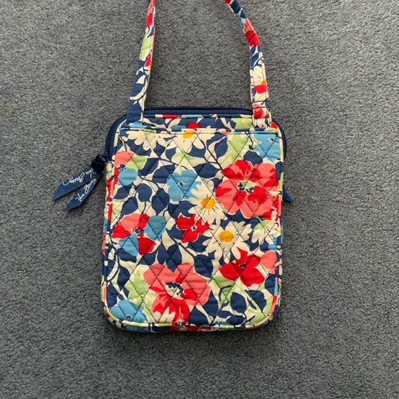 Vera Bradley Small Crossbody Bag - Picture 4 of 4
